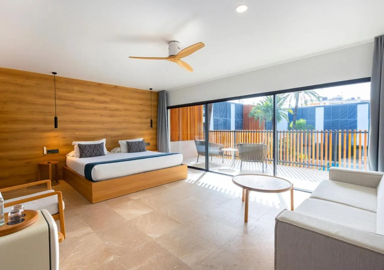 ****  Las Gaviotas Suites Hotel & Spa Playa de Muro  Spain